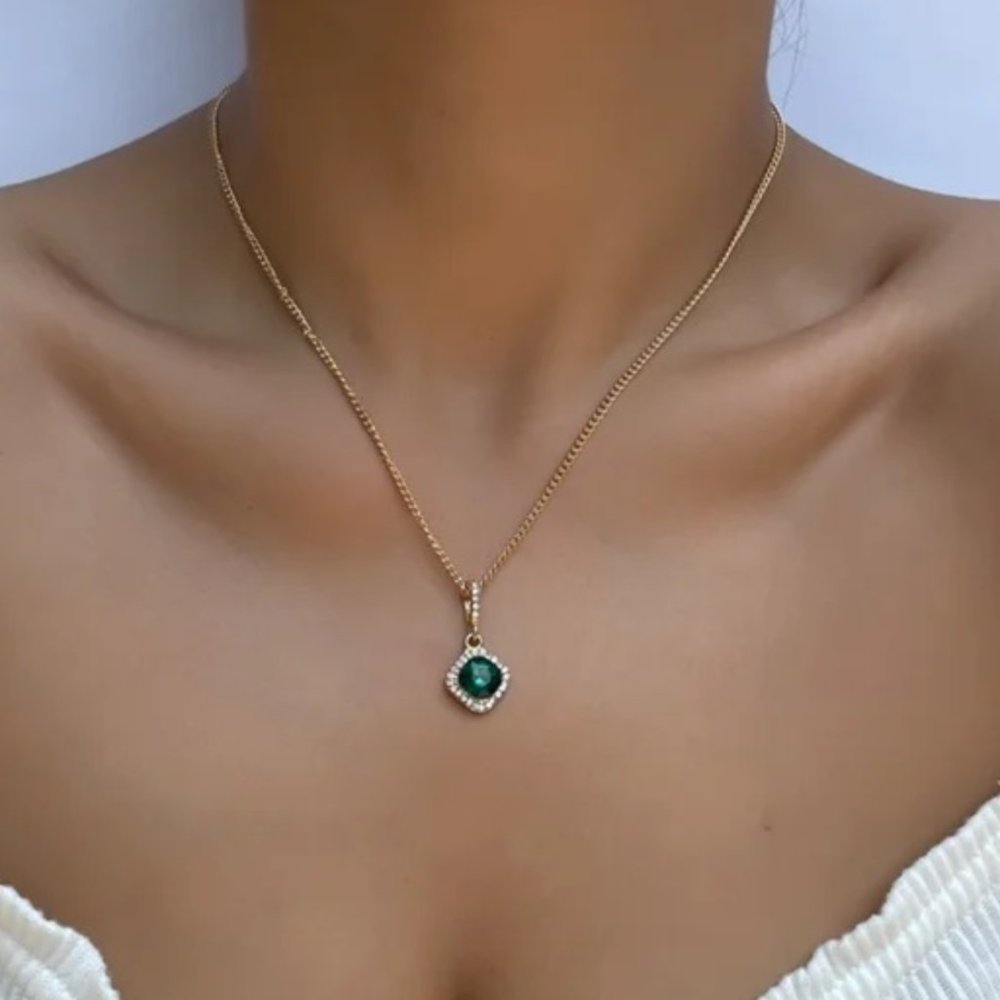 Emerald Green Necklace